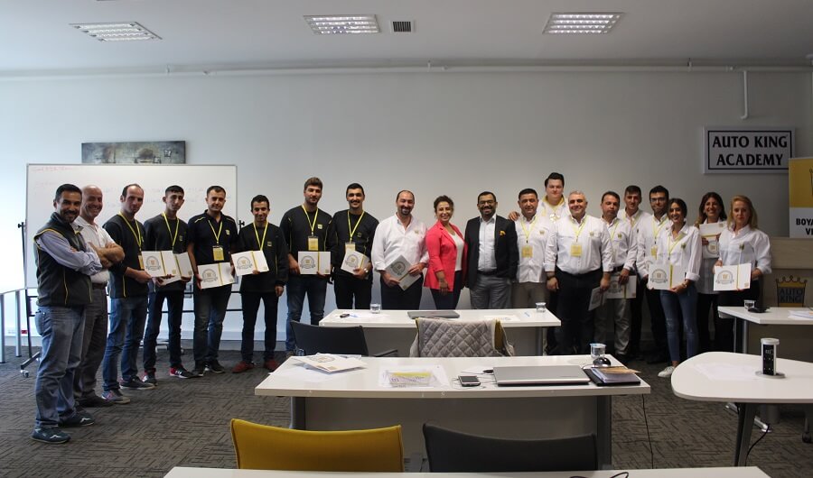 Auto King Akademi'de Eğitimler 2020'de de Devam Ediyor