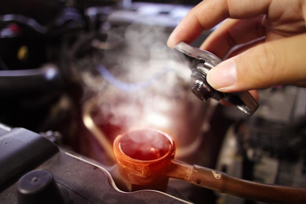 Araç Su Kaçırıyor Radyatör Neden Su Kaçırır