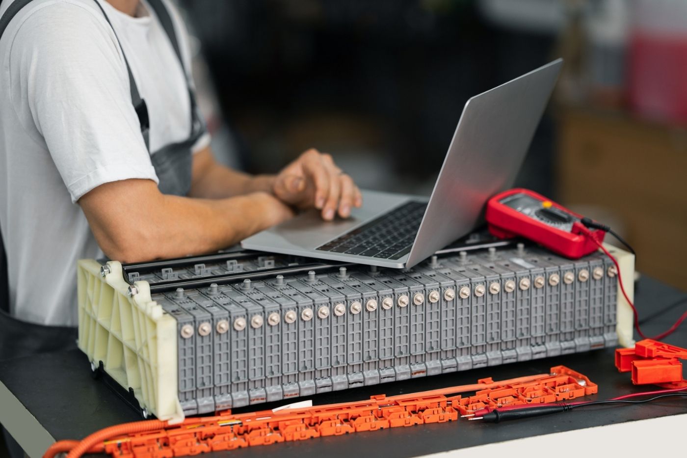 hybrid car maintenance