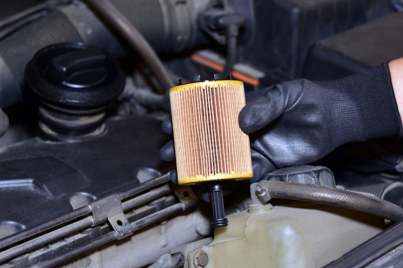 Yakıt Filtresi Değişimi ve Tamiri
